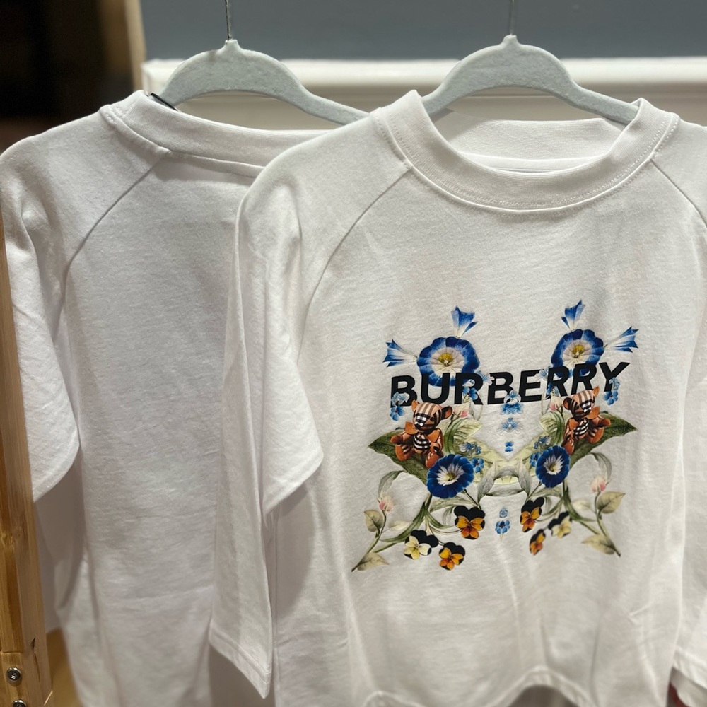 New 🤎💙🤍 Burberry Toddler Sweatshirt